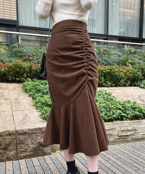 SPIGA（スピーガ）の「ギャザーマーメイドスカート（スカート・レディース・ブラック/ブラウン・SMALL/MEDIUM）」の7枚目の写真