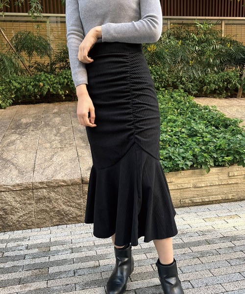 SPIGA（スピーガ）の「ギャザーマーメイドスカート（スカート・レディース・ブラック/ブラウン・SMALL/MEDIUM）」の9枚目の写真