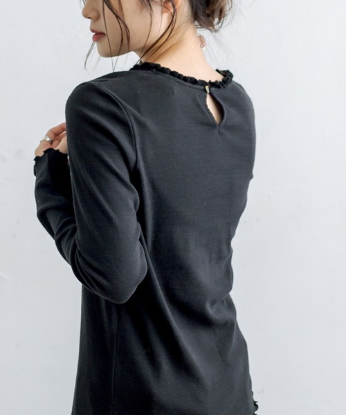 PUAL CE CIN（ピュアルセシン）の「襟編み立てリブ起毛ロングスリーブ（Tシャツ/カットソー・レディース・ブラック/ナチュラル・FREE）」の7枚目の写真