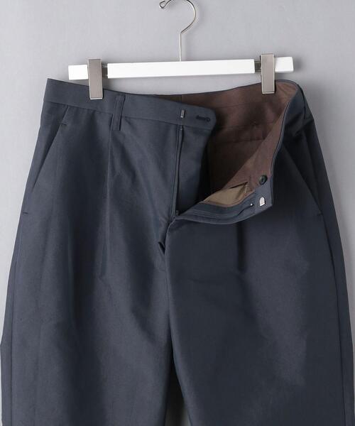 kolor（カラー）の「＜kolor（カラー）＞ ポリエステルコットン プリーツ パンツ■■■（その他パンツ・メンズ・グレー/ネイビー・1/2/3）」の4枚目の写真