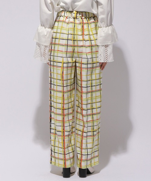 HARE（ハレ）の「POPチェックワイドパンツ(HARE)（スラックス・レディース・ホワイト/グリーン・FREE）」の7枚目の写真