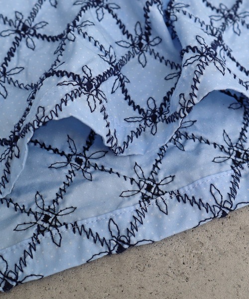 chambre de charme（シャンブルドゥシャーム）の「●cdc ポコポコお花刺繍 タックスカート（スカート・レディース・ブルー/ネイビー・FREE）」の18枚目の写真