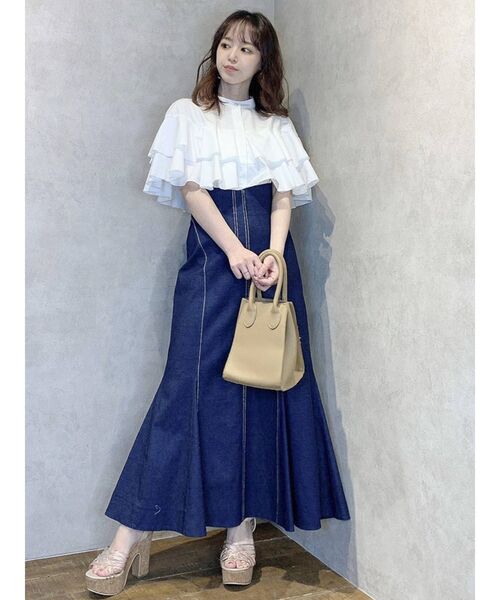 dazzlin(ダズリン)の「ダブルフリルスリーブシャツ(シャツ/ブラウス・レディース・オフホワイト/グリーン/ラベンダー・FREE)」の6枚目の写真