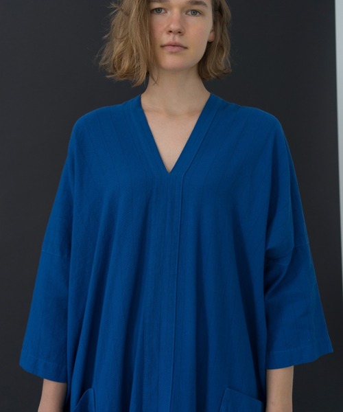 Plantation（プランテーション）の「PAPERカルゼ / ワンピース / (O)（ワンピース・レディース・ホワイト/ブラック/ベージュ/ブルー・M size）」の4枚目の写真