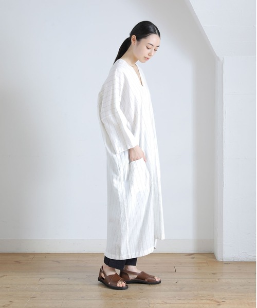 Plantation（プランテーション）の「PAPERカルゼ / ワンピース / (O)（ワンピース・レディース・ホワイト/ブラック/ベージュ/ブルー・M size）」の7枚目の写真