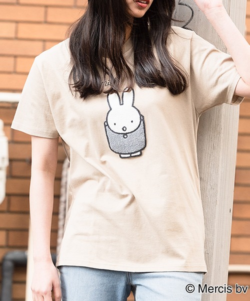 Miffy（ ミッフィー）の「【OUTDOOR PRODUCTS/アウトドアプロダクツ】【MIFFY/ミッフィー】 オリジナルデザインTシャツ（Tシャツ/カットソー・メンズ・ピンク系その他/その他2/ホワイト/ダークグリーン/アイボリー/ホワイト系その他/その他1/ベージュ・LARGE/MEDIUM/SMALL）」の4枚目の写真