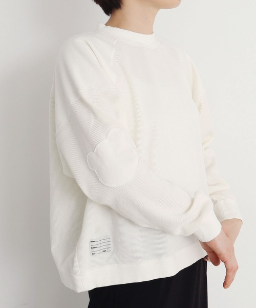 I am I in fact...（アイアムアイインファクト）の「BEAR PATCH  waffle プルオーバー（Tシャツ/カットソー・レディース・ホワイト/ブラック/カーキ・FREE）」の4枚目の写真