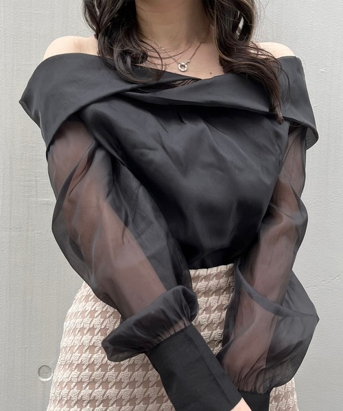 titty＆Co. PETIT（ティティアンドコープティ）の「【titty&Co. PETIT】シアーオフショルブラウス（シャツ/ブラウス・レディース・ピンク/ブラック・FREE）」の4枚目の写真