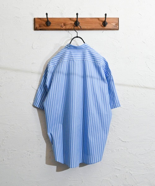 Anytime Songs（エニータイムソングス）の「綿ブロード レギュラーカラー スプリンターサマーシャツ（シャツ/ブラウス・メンズ・ホワイト/ブラック/サックスブルー/イエロー/グリーン/ラベンダー/ホワイト系その他/グレイッシュベージュ/サックスブルー系/ブラック系その他/グリーン系その他・MEDIUM/LARGE/X-LARGE）」の16枚目の写真