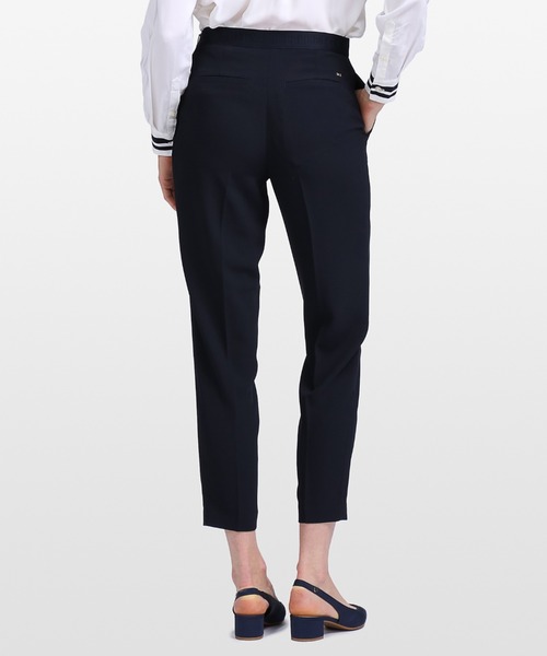 TOMMY HILFIGER（トミーヒルフィガー）の「テーパードパンツ（スラックス・レディース・ベージュ/ネイビー・32inch/34inch/36inch）」の5枚目の写真