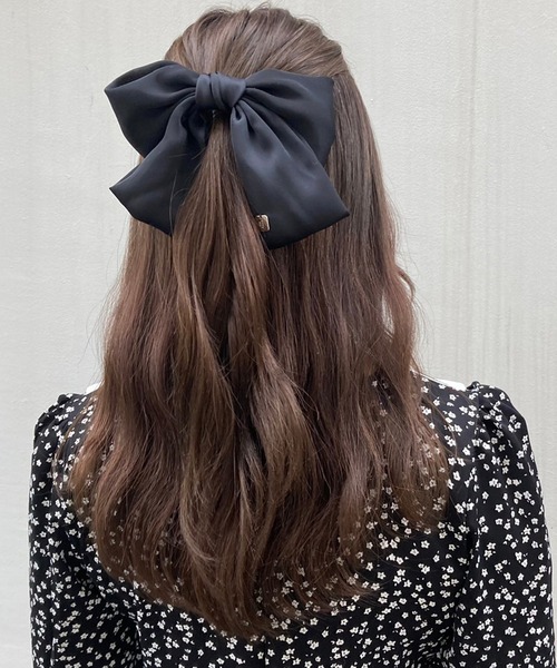 TITTY&CO.（ティティーアンドコー）の「TITTY&CO.】リボンバレッタ（バレッタ/ヘアクリップ・レディース・ブラック・FREE）」の3枚目の写真