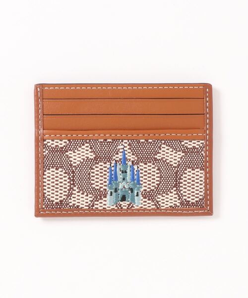 Disney(ディズニー)の「【DISNEY x COACH】カード ケース シグネチャー テキスタイル ウィズ キャッスル エンブロイダリー(カードケース・メンズ・ブラウン系その他・ONE)」の2枚目の写真