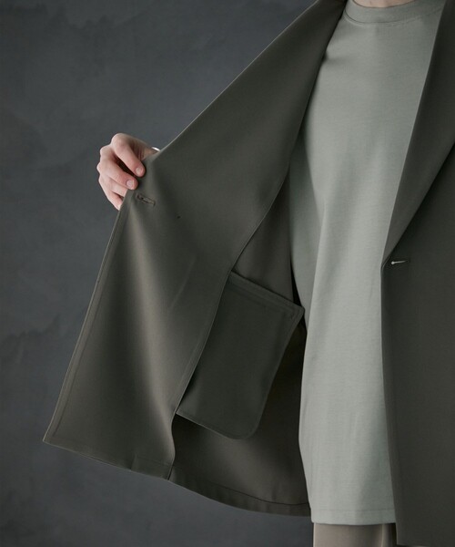 ジョーゼットハーフスリーブジャケット（テーラードジャケット