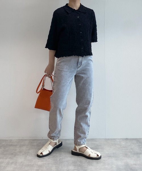 w closet（ダブルクローゼット）の「テーパードデニムパンツ（デニムパンツ・レディース・ピンク/ブルー/ケミカルウォッシュ/ライム・S/M）」の16枚目の写真