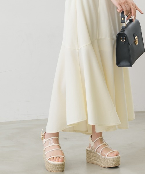 ems excite（エムズエキサイト）の「ベルトジュートサンダル（サンダル・レディース・ブラック/オフホワイト/ゴールド・M/L）」の12枚目の写真