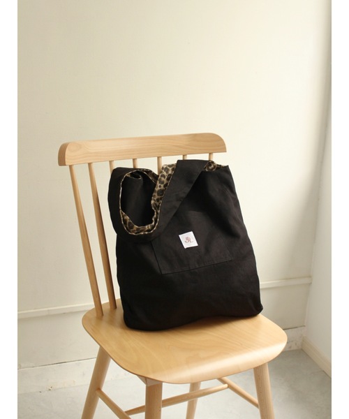 JUMELLE（ジュメロ）の「《嬉しいリバーシブル仕様！》ショルダーデザイントート（トートバッグ・レディース・ブラウン/ピンク/ベージュ・FREE）」の15枚目の写真