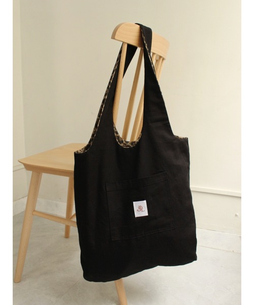 JUMELLE（ジュメロ）の「《嬉しいリバーシブル仕様！》ショルダーデザイントート（トートバッグ・レディース・ブラウン/ピンク/ベージュ・FREE）」の7枚目の写真