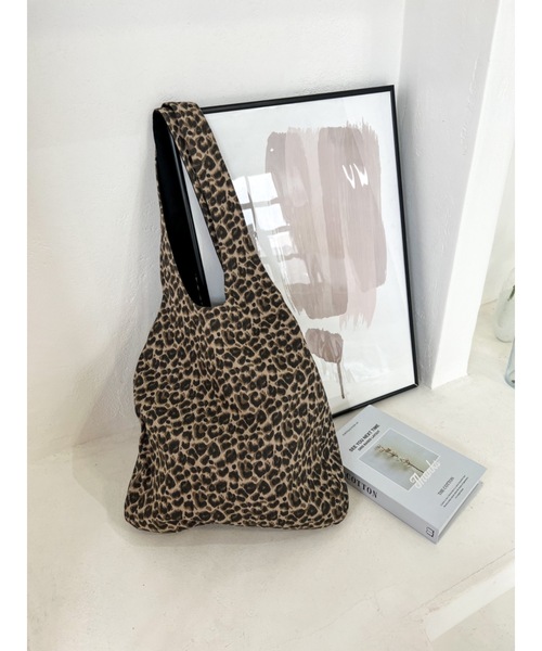 JUMELLE（ジュメロ）の「《嬉しいリバーシブル仕様！》ショルダーデザイントート（トートバッグ・レディース・ブラウン/ピンク/ベージュ・FREE）」の17枚目の写真