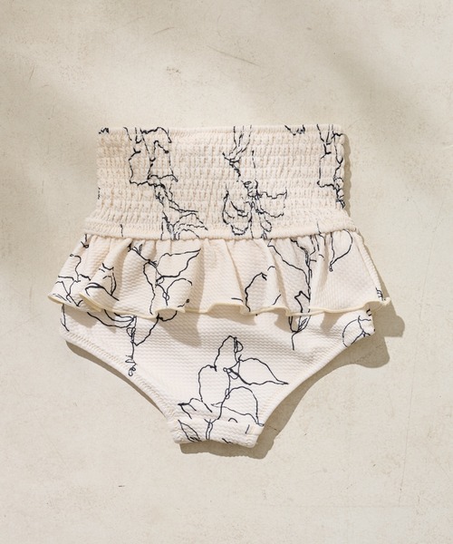 Chico(チコ)の「【水着/ショーツ】Kids ハイウエストシャーリングショーツ(水着・キッズ・ホワイト/ブラック系その他2/ホワイト系その他2/ブラック・130/110)」の9枚目の写真