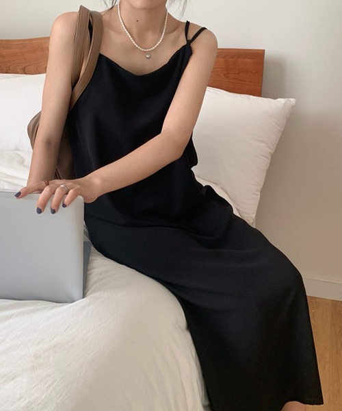 shopnikoniko(ショップニコニコ)の「バックリボン 細ストラップ キャミワンピ ロング丈(ワンピース・レディース・ベージュ/ブラック・フリー)」の8枚目の写真