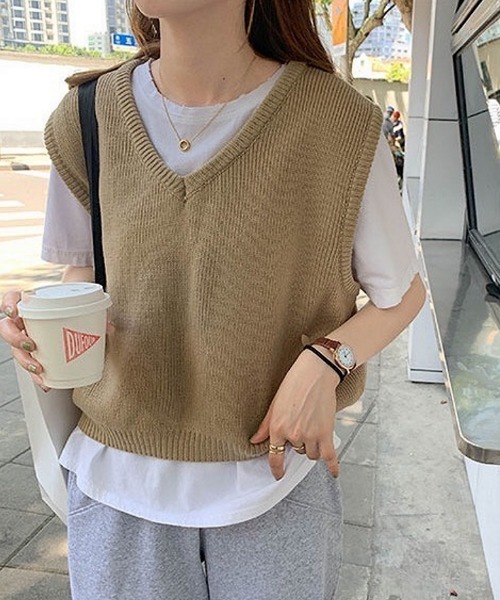 Cham.（チャム）の「シンプルＶネックベスト（ベスト・レディース・ブラック/ネイビー/ブラウン/マスタード/ピンク・F）」の3枚目の写真