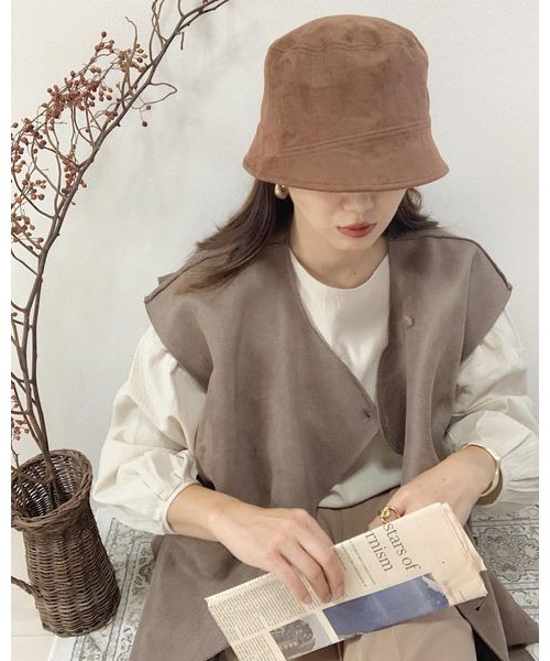 14+（イチヨンプラス）の「スエード斜め切り替えバケットハット（ハット・レディース・ブラック/ベージュ/ブラウン・FREE）」の6枚目の写真