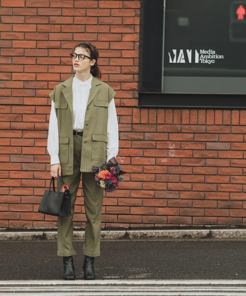 BONLECILL（ボンルシール）の「【セットアップ対応】ハイウエストセンタープレスベイカーパンツ（その他パンツ・レディース・ブラック/ベージュ/カーキ/アイボリー・S/M/L）」の10枚目の写真