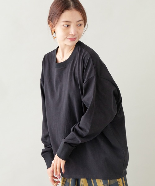 LAVEANGE（ラビアンジェ）の「バックタックプルオーバー（Tシャツ/カットソー・レディース・ブラック/ブラウン/アイボリー・LL/3L/4L/5L/M）」の4枚目の写真