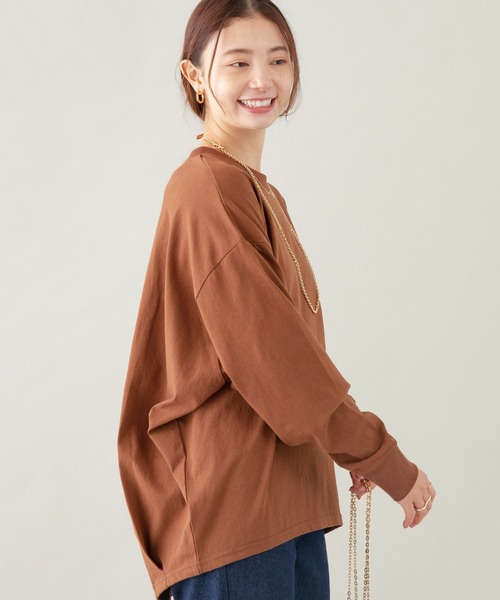 LAVEANGE（ラビアンジェ）の「バックタックプルオーバー（Tシャツ/カットソー・レディース・ブラック/ブラウン/アイボリー・LL/3L/4L/5L/M）」の9枚目の写真