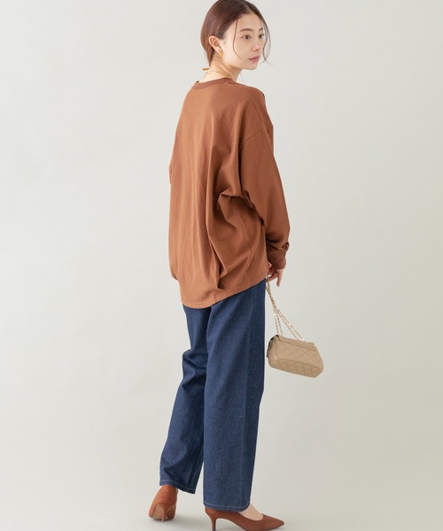 LAVEANGE（ラビアンジェ）の「バックタックプルオーバー（Tシャツ/カットソー・レディース・ブラック/ブラウン/アイボリー・LL/3L/4L/5L/M）」の17枚目の写真