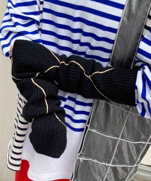 CONTROL FREAK / CTFK（コントロールフリーク）の「CONTROL FREAK(コントロールフリーク)ラインリブニットアームウォーマー（アームカバー・レディース・アイボリー/グレー/キャメル/ブラック/モスグリーン・FREE）」の3枚目の写真