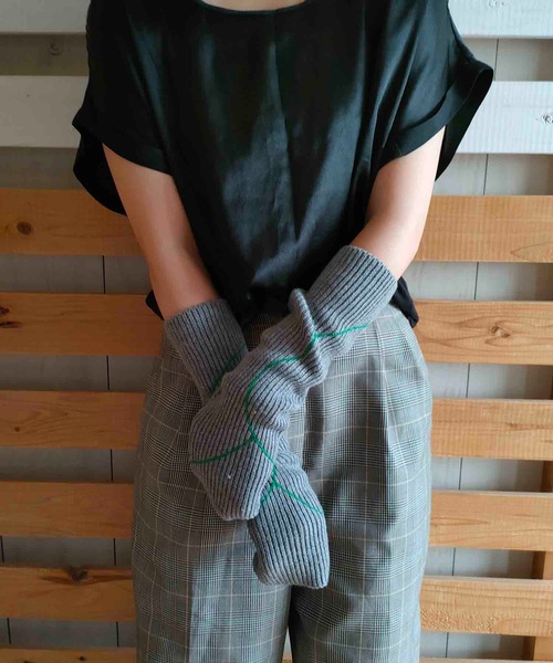 CONTROL FREAK / CTFK（コントロールフリーク）の「CONTROL FREAK(コントロールフリーク)ラインリブニットアームウォーマー（アームカバー・レディース・アイボリー/グレー/キャメル/ブラック/モスグリーン・FREE）」の17枚目の写真