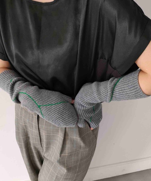 CONTROL FREAK / CTFK（コントロールフリーク）の「CONTROL FREAK(コントロールフリーク)ラインリブニットアームウォーマー（アームカバー・レディース・アイボリー/グレー/キャメル/ブラック/モスグリーン・FREE）」の20枚目の写真