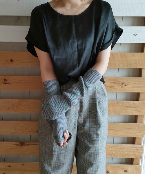 CONTROL FREAK / CTFK（コントロールフリーク）の「CONTROL FREAK(コントロールフリーク)ラインリブニットアームウォーマー（アームカバー・レディース・アイボリー/グレー/キャメル/ブラック/モスグリーン・FREE）」の21枚目の写真