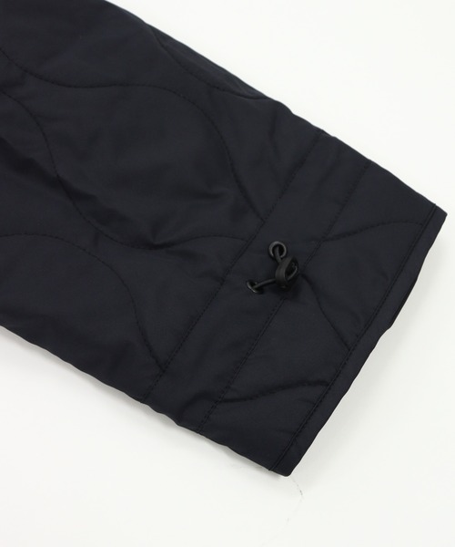 GIORDANO（ジョルダーノ）の「[ GIORDANO ]スタンドカラーキルティングジャケット（ダウンジャケット/コート・レディース・ブラック/ホワイト/グリーン・MEDIUM/LARGE）」の9枚目の写真