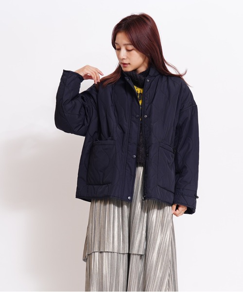 GIORDANO（ジョルダーノ）の「[ GIORDANO ]スタンドカラーキルティングジャケット（ダウンジャケット/コート・レディース・ブラック/ホワイト/グリーン・MEDIUM/LARGE）」の16枚目の写真