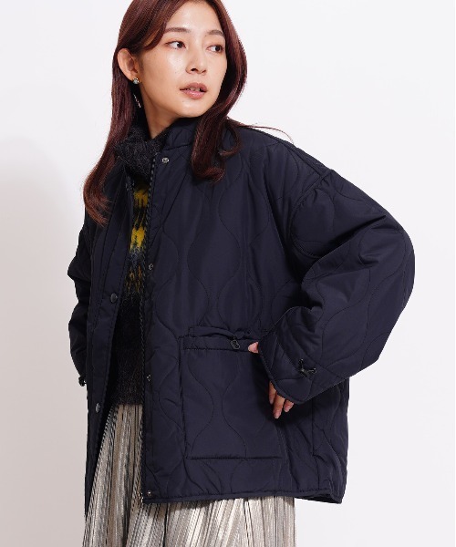 GIORDANO（ジョルダーノ）の「[ GIORDANO ]スタンドカラーキルティングジャケット（ダウンジャケット/コート・レディース・ブラック/ホワイト/グリーン・MEDIUM/LARGE）」の15枚目の写真