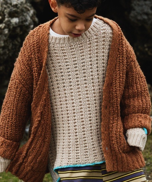 Smoothy（スムージー）の「SMOOTHY Knit cardigan / スムージー ニットカーディガン（カーディガン/ボレロ・キッズ・ライトブラウン/ブラック/アイボリー・MEDIUM/SMALL/X-LARGE/LARGE）」の2枚目の写真