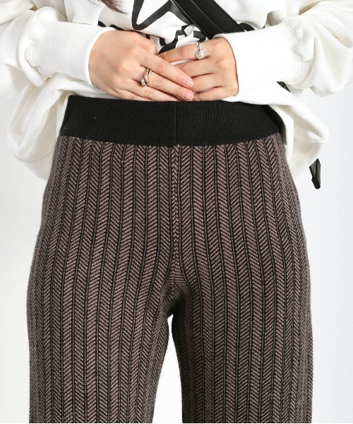 cepo(セポ)の「ヘリンボンジャガードニットパンツ セットアップ可能(その他パンツ・レディース・ブラック/ネイビー・M)」の9枚目の写真