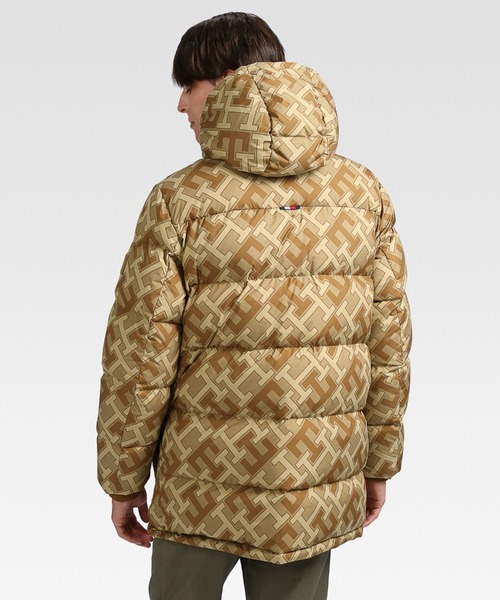   モノグラムフーデッドダウンジャケット TOMMY HILFIGER（トミーヒルフィガー）の「モノグラムフーデッドダウン