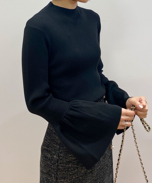 OPAQUE.CLIP（オペークドットクリップ）の「◆フレアスリーブリブニット（ニット/セーター・レディース・ライトグリーン/オフホワイト/ブラック・38）」の20枚目の写真