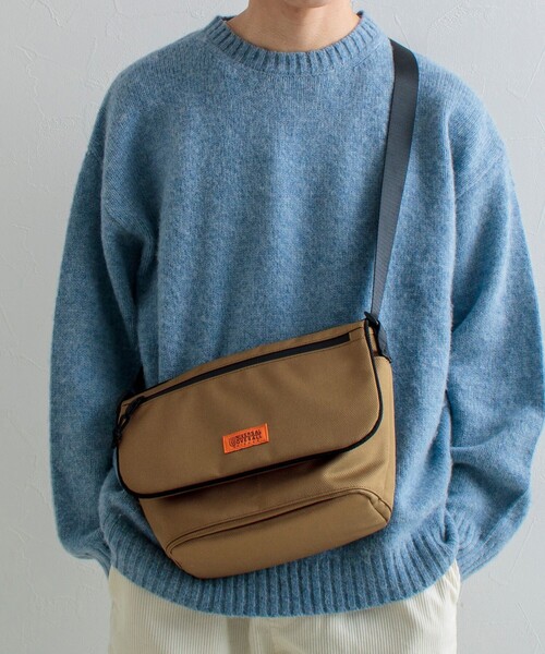 UNIVERSAL OVERALL(ユニバーサルオーバーオール)の「【UNIVERSAL OVERALL/ユニバーサルオーバーオール】NEWフラップショルダー(ショルダーバッグ・メンズ・ベージュ/カーキ/ブラック/ネイビー・FREE)」の10枚目の写真