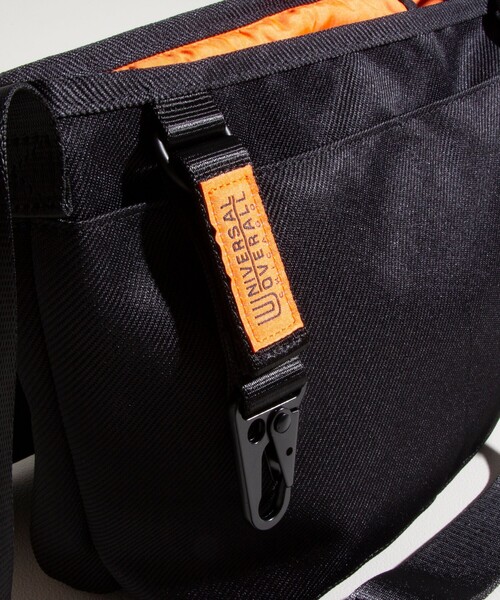 UNIVERSAL OVERALL(ユニバーサルオーバーオール)の「【UNIVERSAL OVERALL/ユニバーサルオーバーオール】NEWフラップショルダー(ショルダーバッグ・メンズ・ベージュ/カーキ/ブラック/ネイビー・FREE)」の22枚目の写真