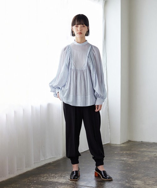 新品♡LANVIN en bleu ボリュームスリーブプルオーバーブラウス LANVIN en Bleu（ランバンオンブルー）の「ボリュームスリーブ