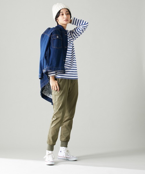 Le temps riche（ルタンリッシュ）の「ストレッチ素材ツイルジョガーパンツ＜Le temps riche＞（その他パンツ・レディース・ベージュ系/カーキ/ブラック・LL/M/L）」の4枚目の写真