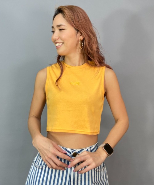 BILLABONG(ビラボン)の「BILLABONG/ビラボン ショート丈/無地ワンポイントロゴタンクトップ BD013-367(タンクトップ・レディース・ホワイト×ホワイト/イエロー/ブラック×ブラック・M/L)」の3枚目の写真