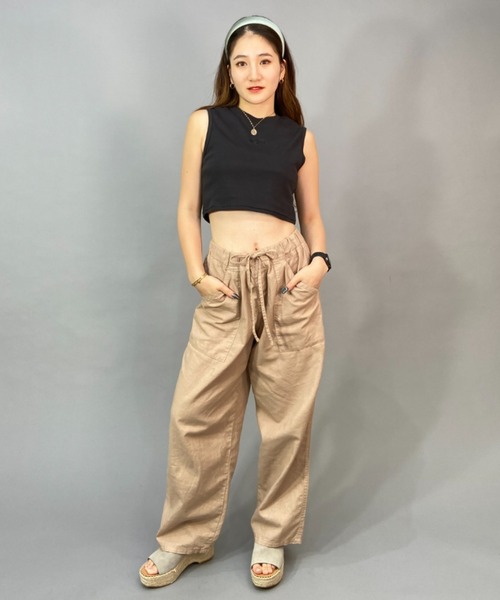 BILLABONG(ビラボン)の「BILLABONG/ビラボン ショート丈/無地ワンポイントロゴタンクトップ BD013-367(タンクトップ・レディース・ホワイト×ホワイト/イエロー/ブラック×ブラック・M/L)」の13枚目の写真