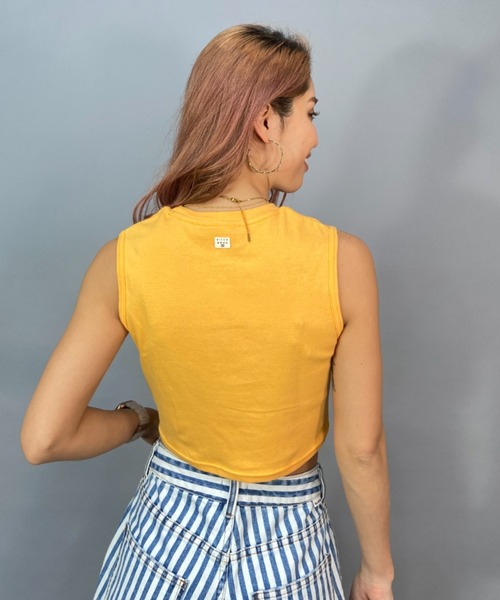 BILLABONG(ビラボン)の「BILLABONG/ビラボン ショート丈/無地ワンポイントロゴタンクトップ BD013-367(タンクトップ・レディース・ホワイト×ホワイト/イエロー/ブラック×ブラック・M/L)」の4枚目の写真