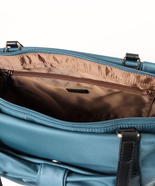 LANVIN en Bleu（ランバンオンブルー）の「ジョエル 2wayトート（トートバッグ・レディース・アイボリー/ブラック/ダークグリーン・FREE）」の11枚目の写真