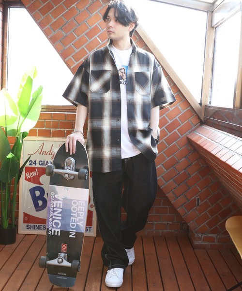 ８(eight)（エイト）の「オンブレ半袖シャツ（シャツ/ブラウス・メンズ・ホワイト/ブラウン/ブルー/チャコール・LARGE/X-LARGE/MEDIUM）」の5枚目の写真
